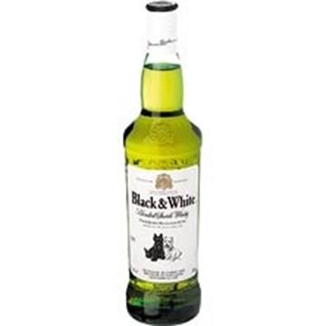 Picture of Black & White Blended Scotch Whisky Bottle 750ml